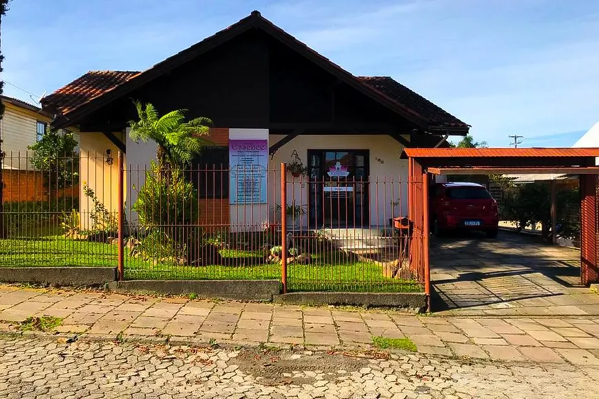 Foto 1 de Casa com 5 Quartos à venda, 134m² em Eugênio Ferreira, Canela