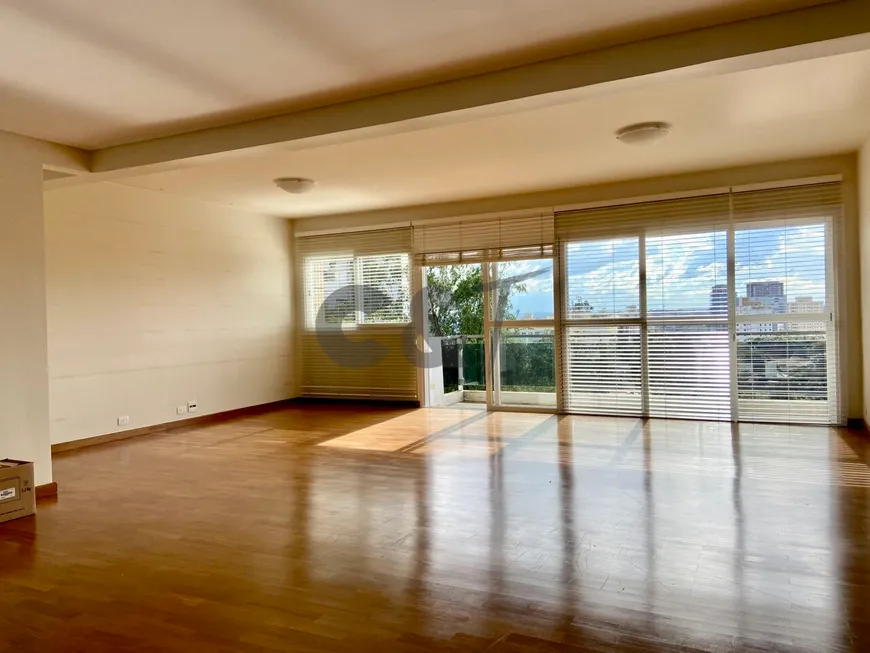 Foto 1 de Apartamento com 3 Quartos para venda ou aluguel, 190m² em Alto Da Boa Vista, São Paulo