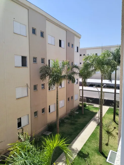 Foto 1 de Apartamento com 2 Quartos à venda, 60m² em Residencial Itatiaia, Anápolis