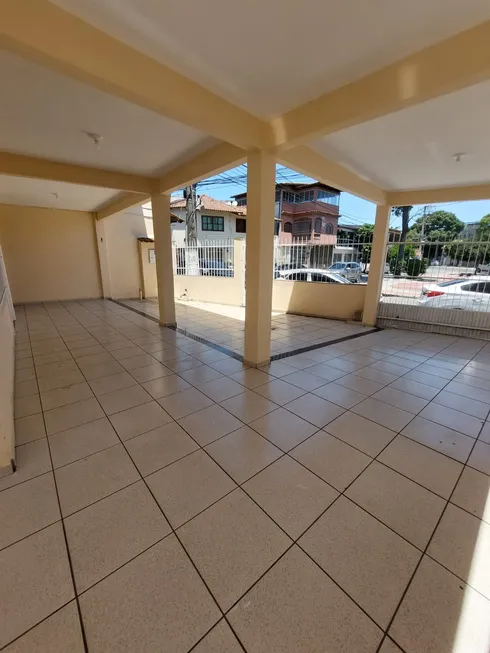 Foto 1 de Casa com 3 Quartos à venda, 250m² em Helio Ferraz, Serra