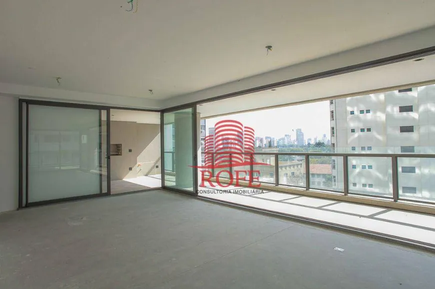 Foto 1 de Apartamento com 4 Quartos à venda, 288m² em Itaim Bibi, São Paulo