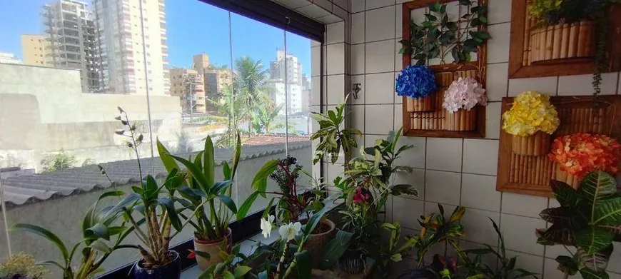 Foto 1 de Apartamento com 3 Quartos à venda, 75m² em Enseada, Guarujá