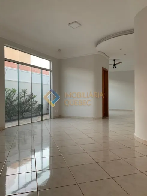 Foto 1 de Casa com 4 Quartos à venda, 185m² em Ribeirânia, Ribeirão Preto