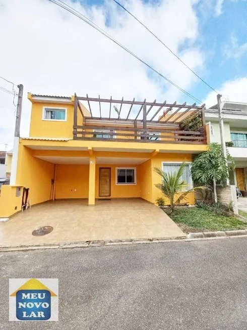 Foto 1 de Casa de Condomínio com 4 Quartos à venda, 220m² em Fazendinha, Curitiba