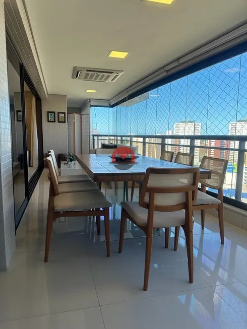 Foto 1 de Apartamento com 4 Quartos à venda, 209m² em Guararapes, Fortaleza