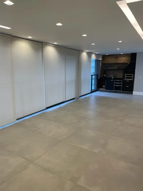 Foto 1 de Apartamento com 3 Quartos para alugar, 135m² em Jardins, São Paulo