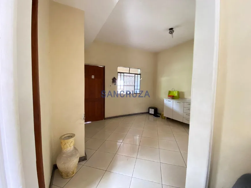 Foto 1 de Casa com 3 Quartos à venda, 493m² em São Gonçalo, Contagem