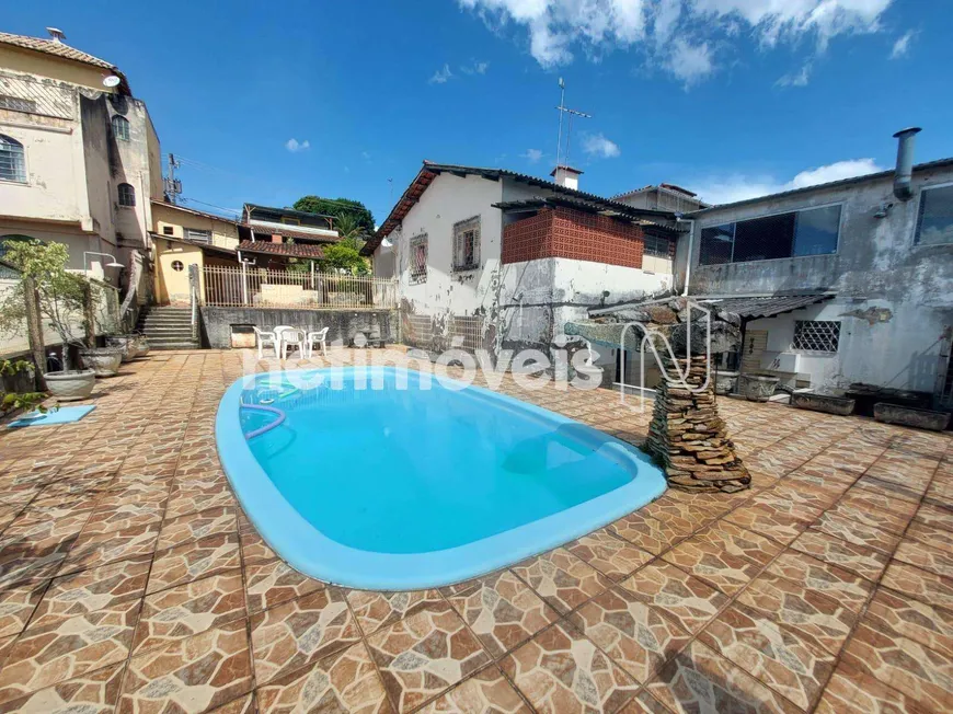 Foto 1 de Casa com 6 Quartos à venda, 330m² em Santo André, Belo Horizonte