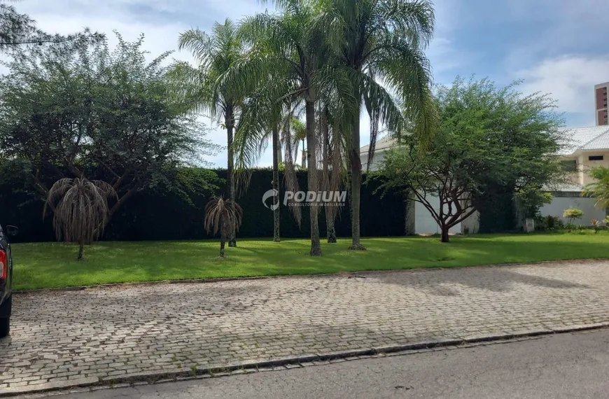 Foto 1 de Lote/Terreno à venda, 1080m² em Barra da Tijuca, Rio de Janeiro