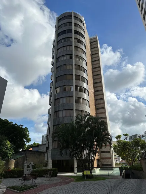 Foto 1 de Apartamento com 4 Quartos à venda, 340m² em Parnamirim, Recife