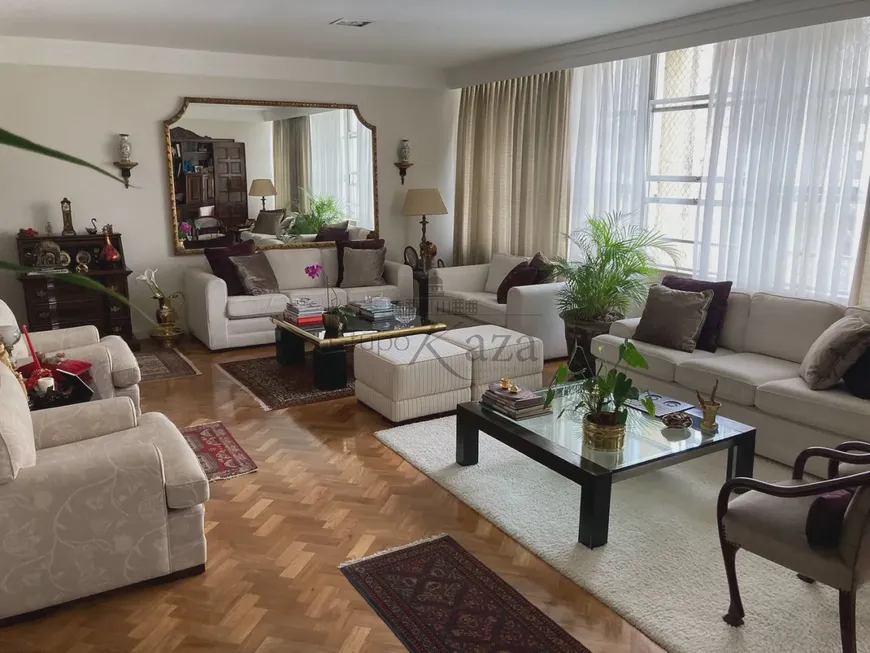Foto 1 de Apartamento com 4 Quartos para alugar, 275m² em Higienópolis, São Paulo