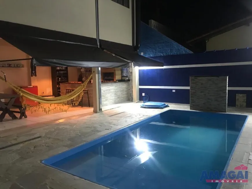 Foto 1 de Sobrado com 3 Quartos à venda, 250m² em Cidade Jardim, Jacareí