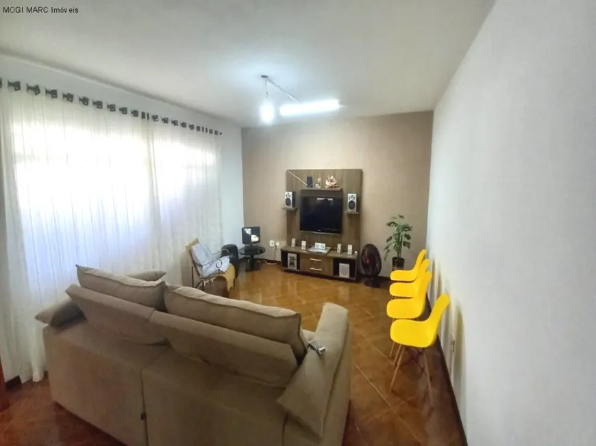 Foto 1 de Casa com 3 Quartos à venda, 134m² em Cezar de Souza, Mogi das Cruzes