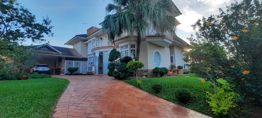 Foto 1 de Sobrado com 3 Quartos à venda, 242m² em Loteamento Moinhos de Vento, Canoas