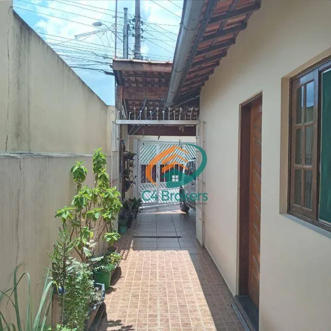 Foto 1 de Casa com 2 Quartos à venda, 60m² em Jardim Presidente Dutra, Guarulhos