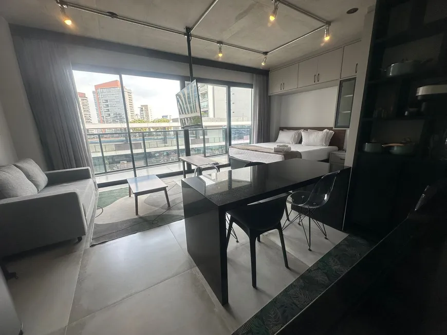 Foto 1 de Apartamento com 1 Quarto para venda ou aluguel, 42m² em Vila Olímpia, São Paulo