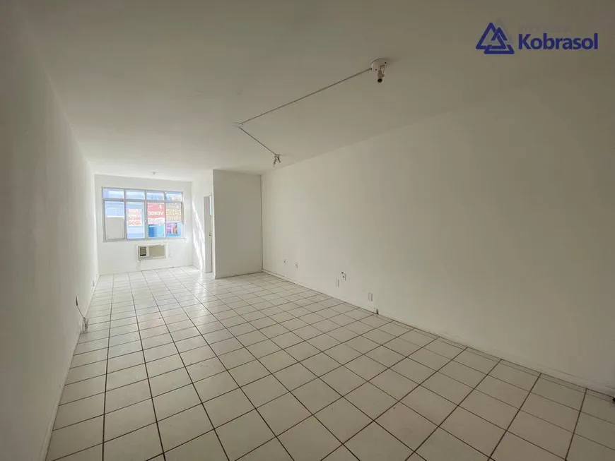 Foto 1 de Sala Comercial à venda, 36m² em Kobrasol, São José