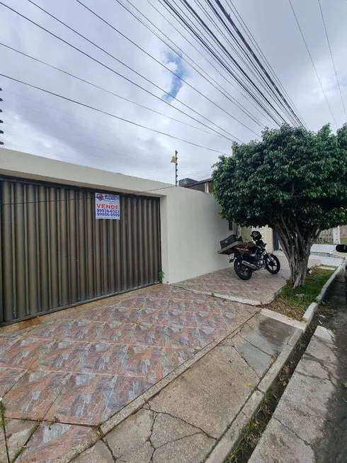 Foto 1 de Casa com 3 Quartos à venda, 125m² em Atalaia, Aracaju