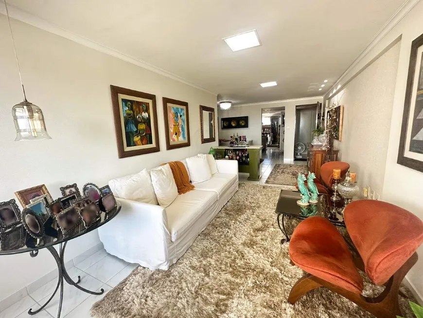 Foto 1 de Apartamento com 3 Quartos à venda, 135m² em Jardim Oceania, João Pessoa