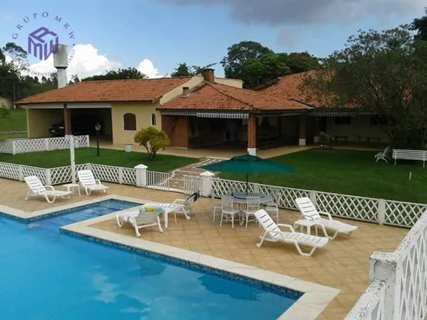 Foto 1 de Fazenda/Sítio com 6 Quartos à venda, 1300m² em , Aracoiaba da Serra