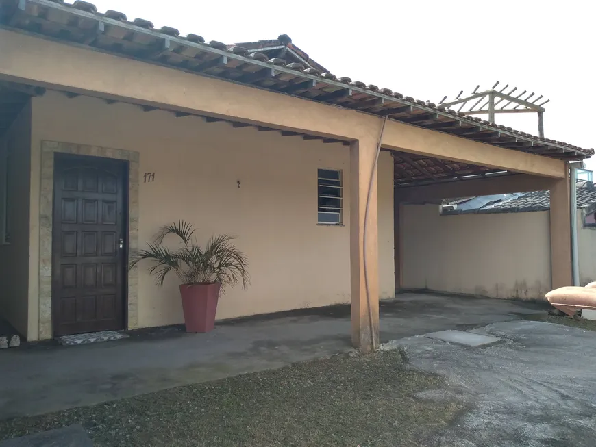 Foto 1 de Casa de Condomínio com 3 Quartos à venda, 120m² em Nova Cidade, Macaé