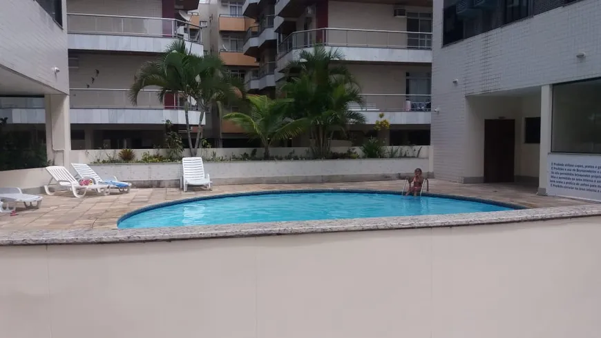 Foto 1 de Apartamento com 2 Quartos para alugar, 66m² em Braga, Cabo Frio