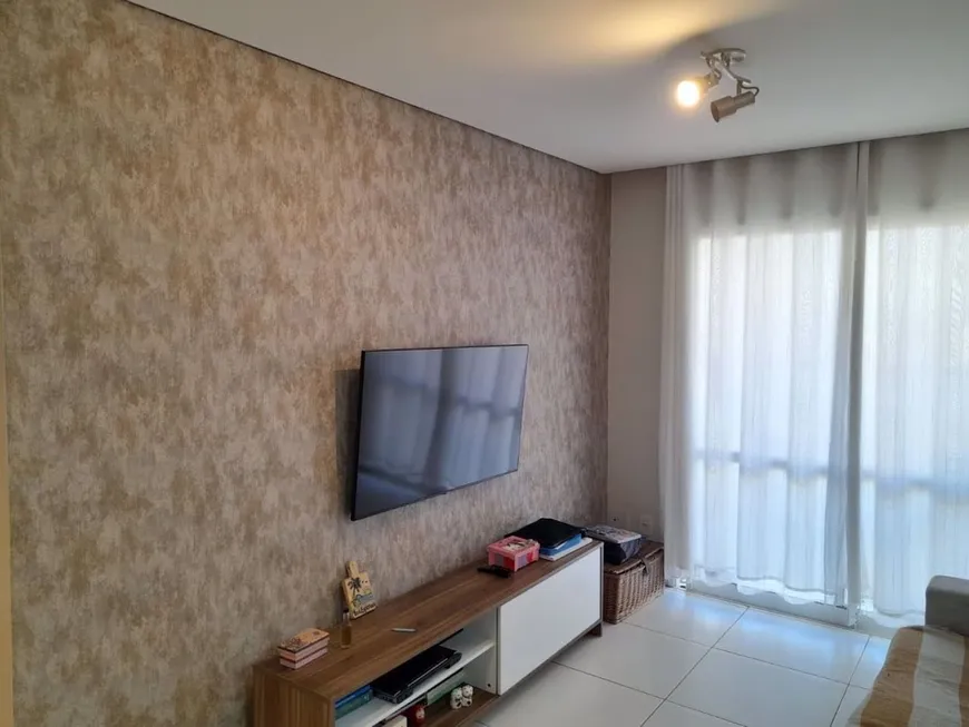 Foto 1 de Apartamento com 2 Quartos à venda, 68m² em Jardim Tupanci, Barueri