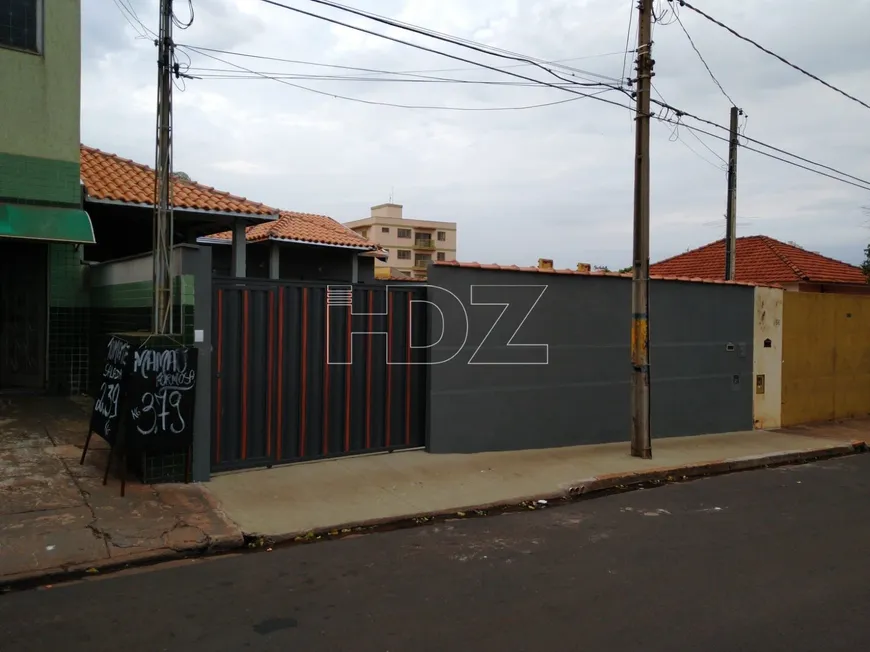 Foto 1 de Casa com 3 Quartos à venda, 100m² em Centro, Araraquara