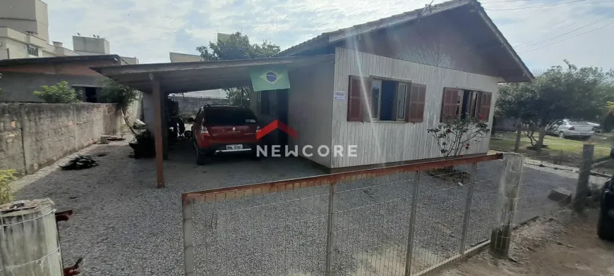 Foto 1 de Casa com 2 Quartos à venda, 101m² em Nova Brasília, Imbituba