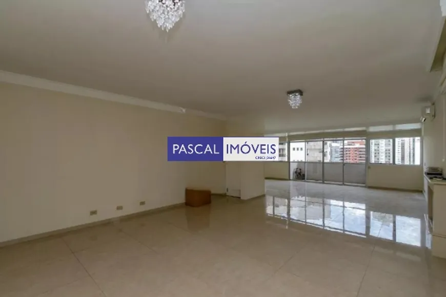 Foto 1 de Apartamento com 3 Quartos à venda, 216m² em Campo Belo, São Paulo