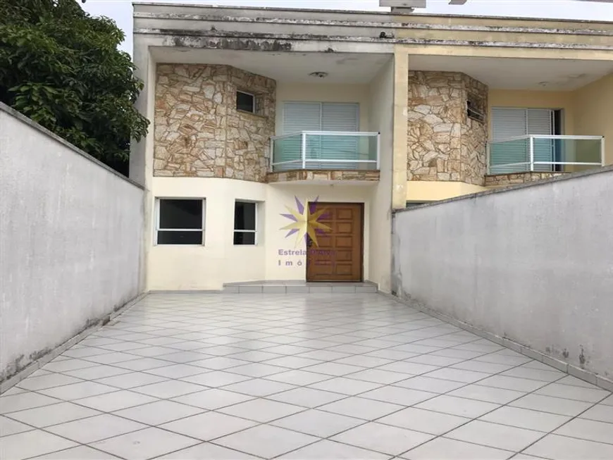 Foto 1 de Sobrado com 2 Quartos para alugar, 80m² em Jardim Maringa, São Paulo