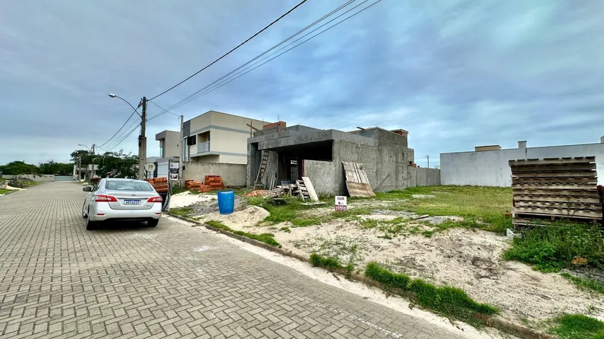 Foto 1 de Lote/Terreno à venda, 300m² em , Passo de Torres