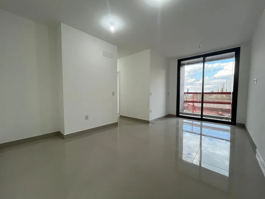 Foto 1 de Apartamento com 3 Quartos à venda, 84m² em Areal, Brasília