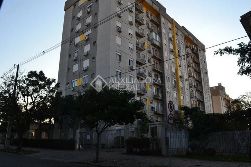 Foto 1 de Apartamento com 3 Quartos à venda, 69m² em Camaquã, Porto Alegre