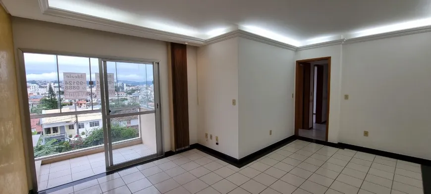 Foto 1 de Apartamento com 4 Quartos à venda, 93m² em Capoeiras, Florianópolis