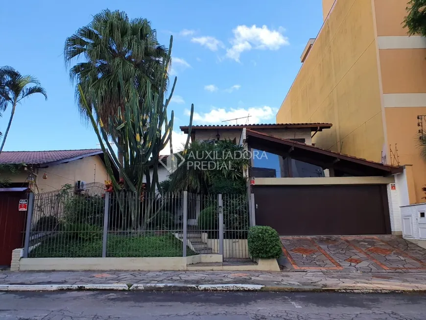 Foto 1 de Casa com 3 Quartos à venda, 438m² em Centro, São Leopoldo