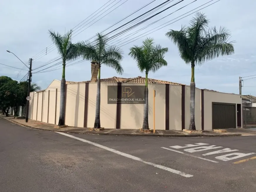 Foto 1 de Casa com 3 Quartos à venda, 228m² em Residencial Parque Dos Girassois, Presidente Prudente