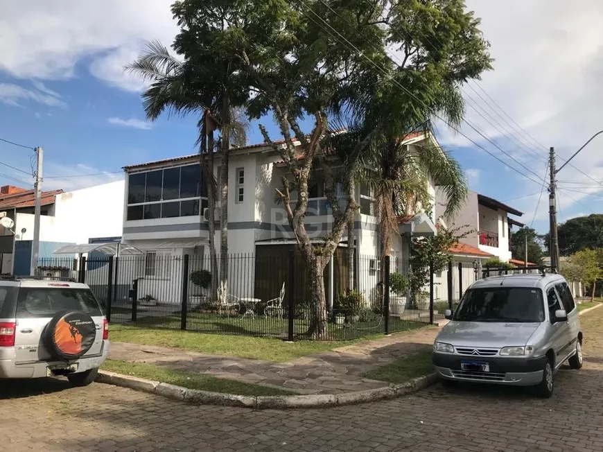 Foto 1 de Casa com 4 Quartos à venda, 166m² em Ipanema, Porto Alegre