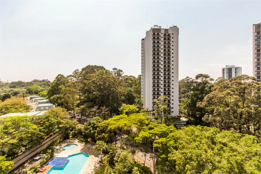 Foto 1 de Apartamento com 4 Quartos à venda, 190m² em Santo Amaro, São Paulo