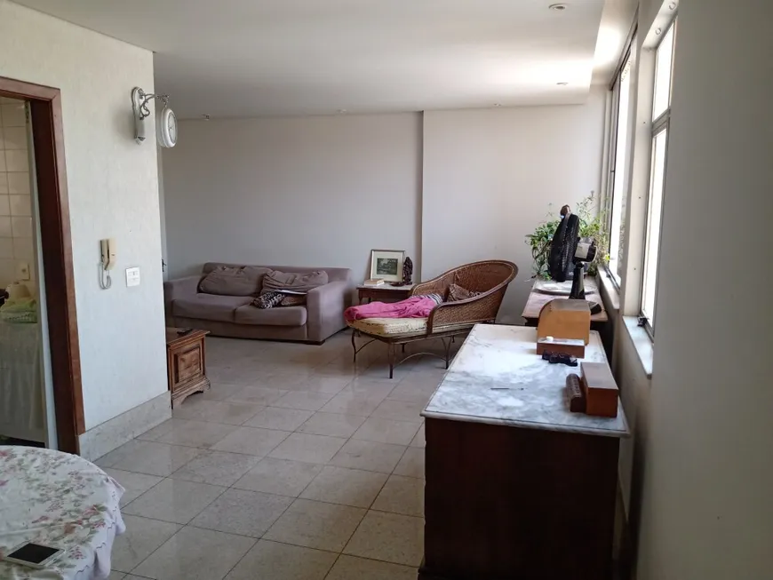 Foto 1 de Apartamento com 3 Quartos à venda, 110m² em Grajaú, Belo Horizonte