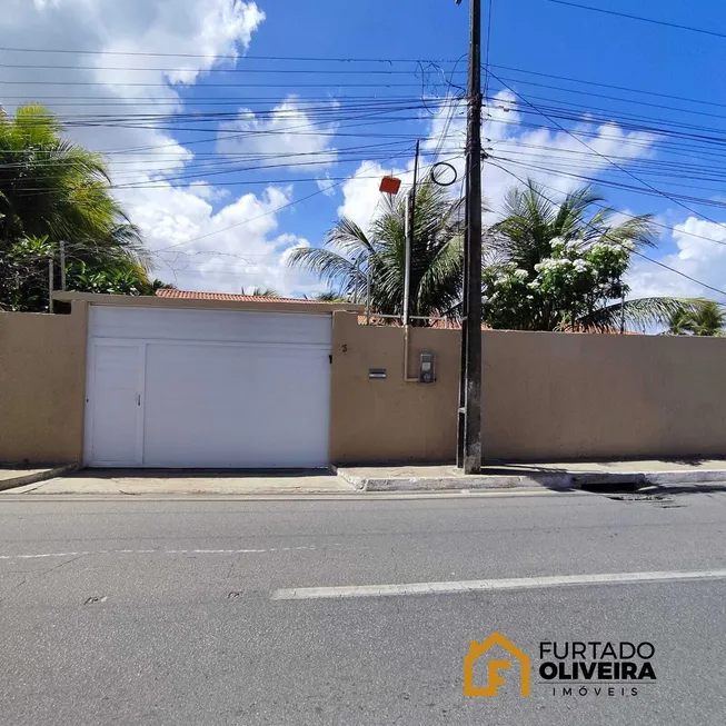 Foto 1 de Casa com 4 Quartos à venda, 551m² em Icarai, Caucaia