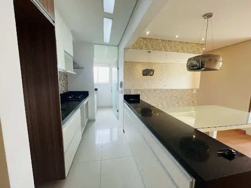 Foto 1 de Apartamento com 3 Quartos à venda, 65m² em Vila Curuçá, Santo André