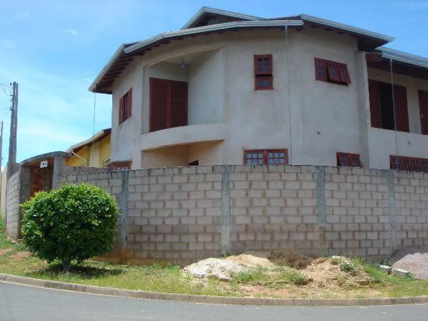 Foto 1 de Casa com 3 Quartos à venda, 263m² em Santa Helena, Valinhos