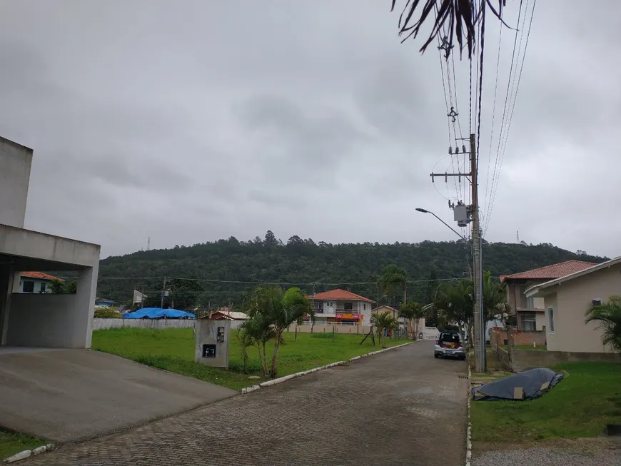 Foto 1 de Lote/Terreno à venda, 573m² em Vargem Grande, Florianópolis