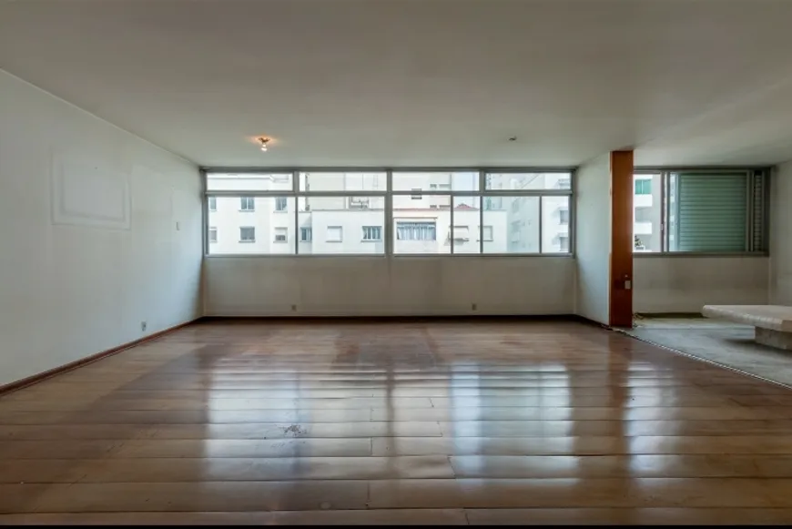Foto 1 de Apartamento com 3 Quartos à venda, 236m² em Santa Cecília, São Paulo
