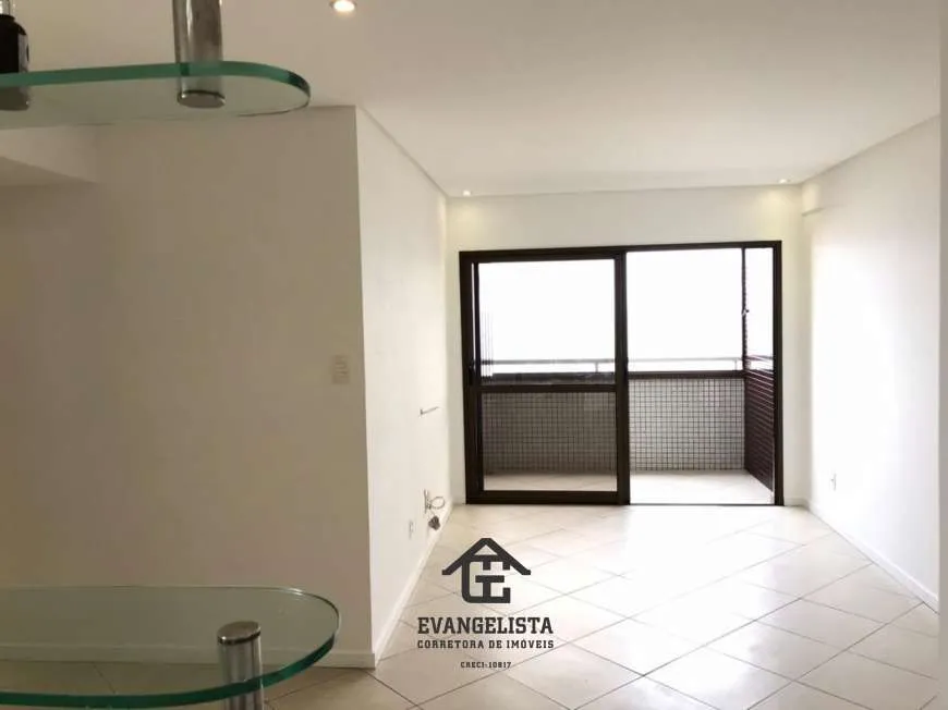 Foto 1 de Apartamento com 2 Quartos para alugar, 70m² em Pituba, Salvador