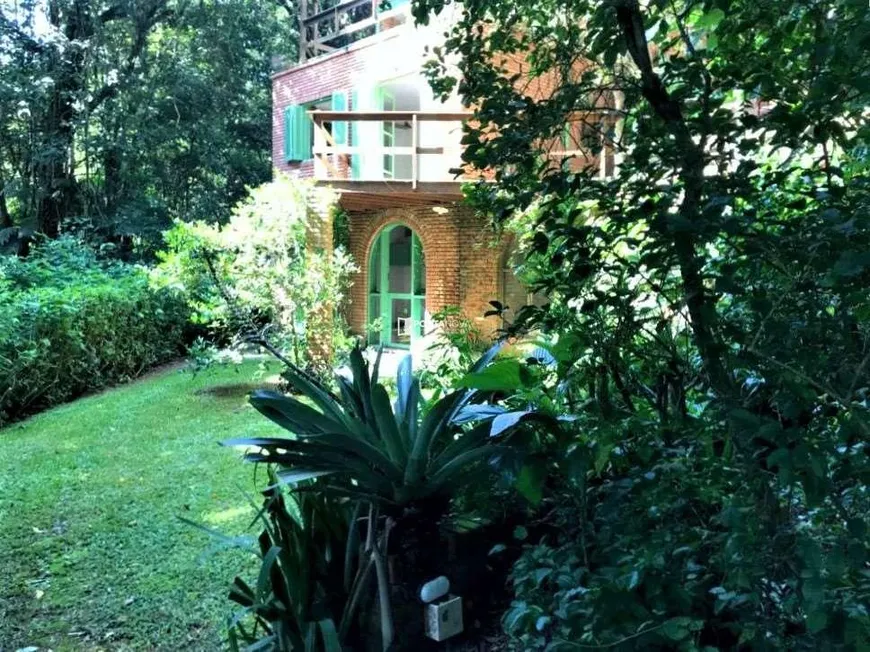 Foto 1 de Casa com 3 Quartos à venda, 271m² em Taboleiro Verde, Cotia