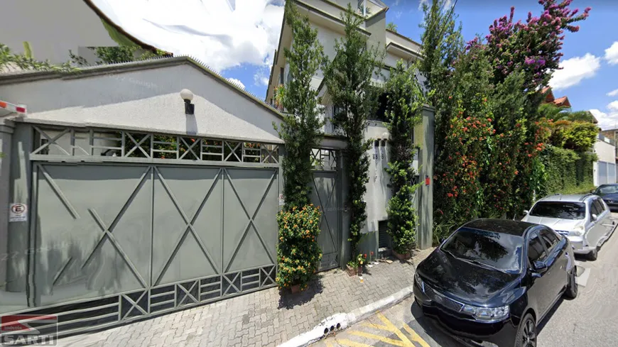 Foto 1 de Casa de Condomínio com 3 Quartos à venda, 220m² em Vila Romero, São Paulo