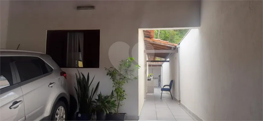 Foto 1 de Casa com 2 Quartos à venda, 94m² em Cezar de Souza, Mogi das Cruzes