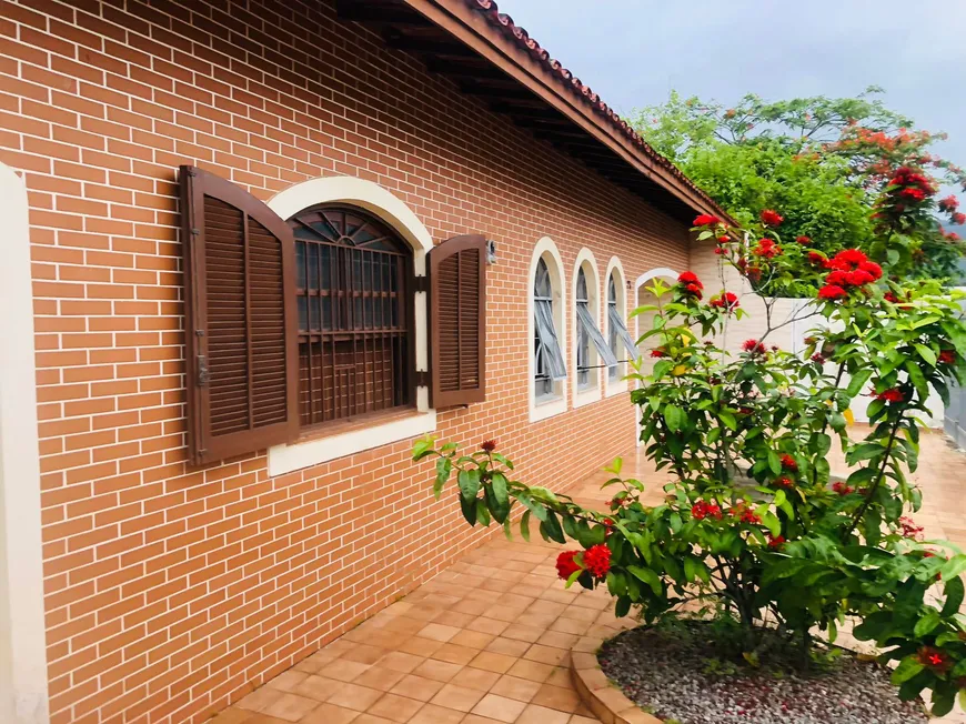 Foto 1 de Casa com 2 Quartos para venda ou aluguel, 114m² em Jardim Suarão, Itanhaém